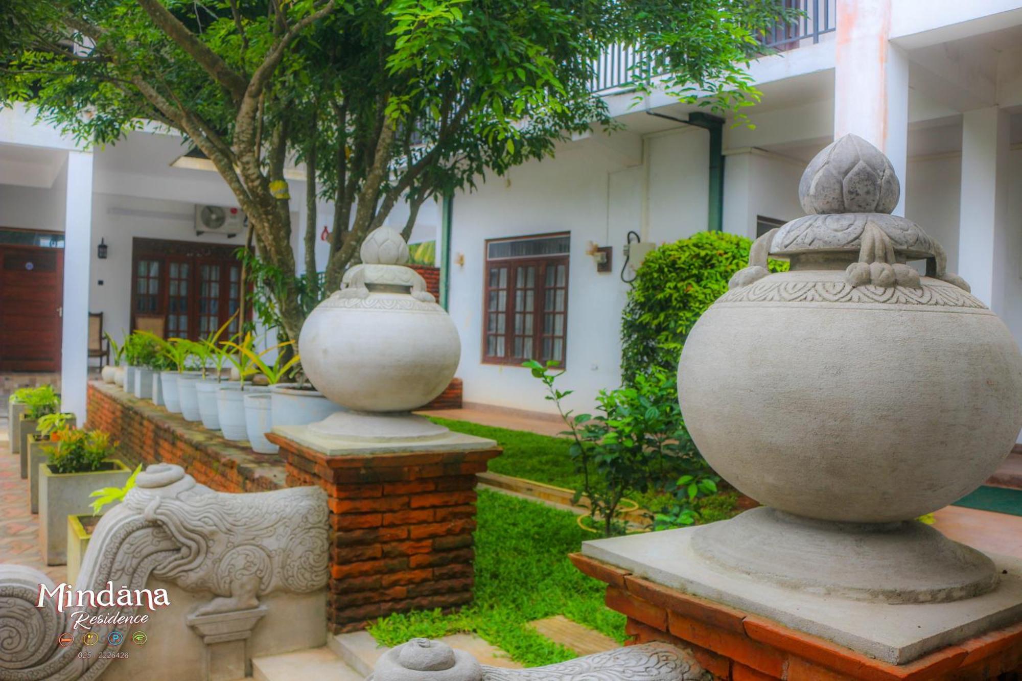 Mindana Residence Anuradhapura Kültér fotó